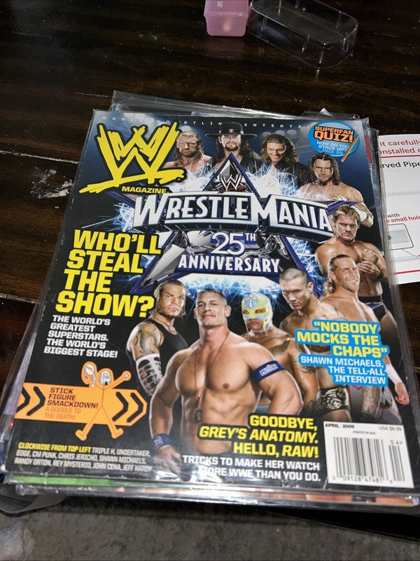 WWE - World Wrestling Entertainment April 2009 Magazine Wrestlemania 25th Anniv