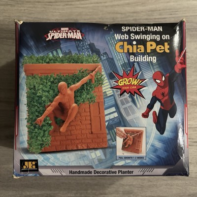 SPIDER-MAN Web Swinging Chia Pet Building New In Box Marvel Ultimate
