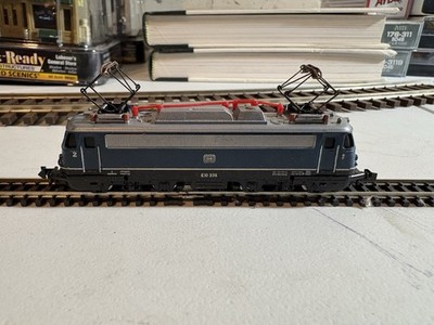Minitrix N Scale DB Class E10 338 Electric Locomotive #2930 w/ Box