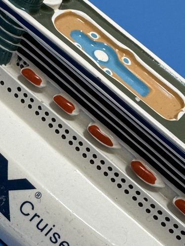 "Modelo de barco Celebrity Summit de colección raro - forro Celebrity X Cruises 10""" - Imagen 8 de 24