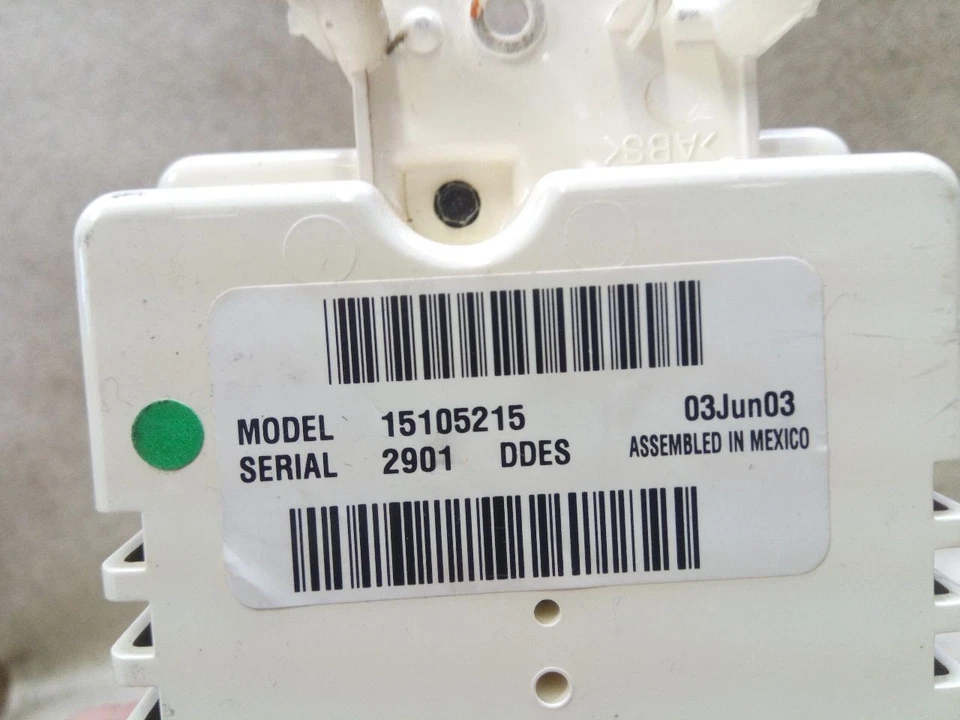 Control de temperatura climático 15105215 para 03-04 Chevrolet Avalanche g95-201781 Foto 4 de 4