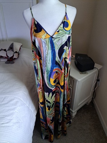 NWT Nicole Miller New York Women's Floral Print Maxi Silky Stretch Dress Size 10