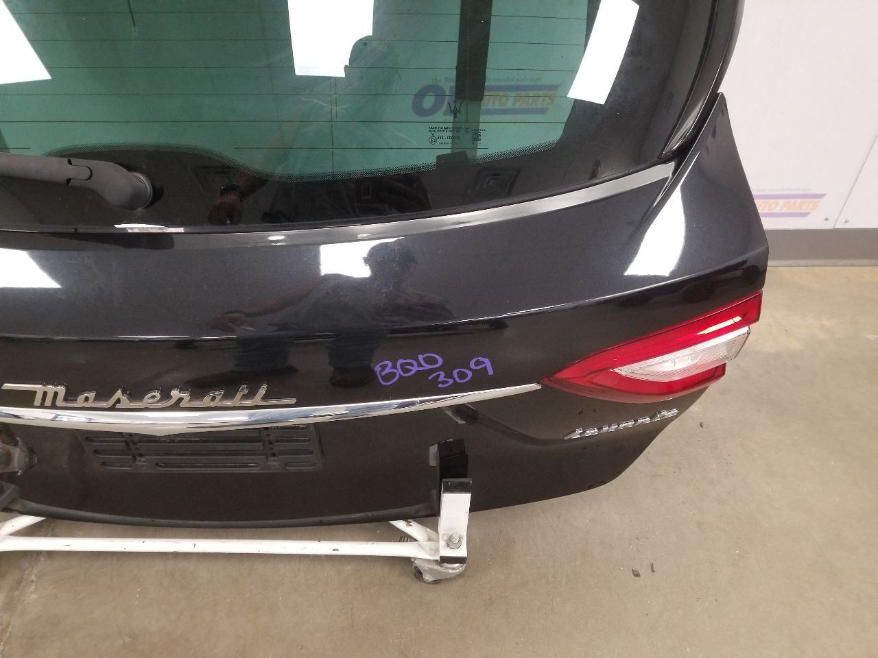 Maserati Levante Tailgate