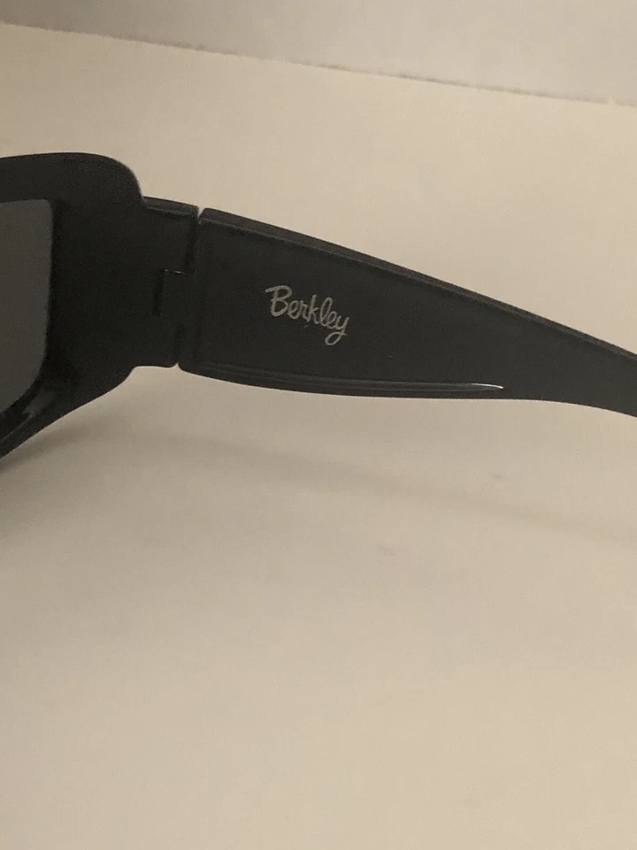 NUEVO Gafas de sol polarizadas Lady Berkley 100 % protección UVA y UVB ENVÍO N 24 HORAS Foto 4 de 4