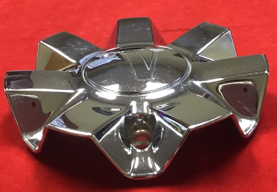 ONE USED VELOCITY ALLOY CS365-2P CHROME CENTER CAP AFTERMARKET 7324