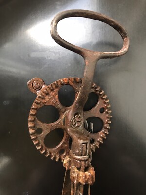 PRIMITIVE ANTIQUE CAST IRON TURBINE EGG BEATER HAND MIXER PAT