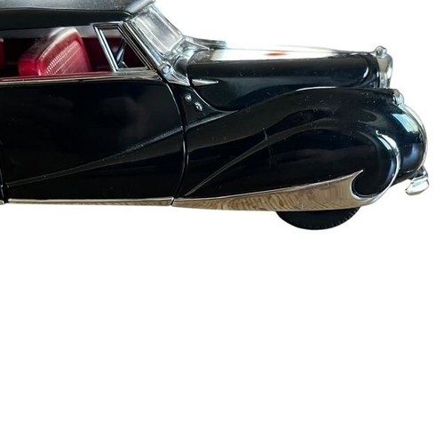 Coche modelo Franklin Mint 1:24 1947 Bentley Mark VI Franay Coach defectuoso - Imagen 6 de 11