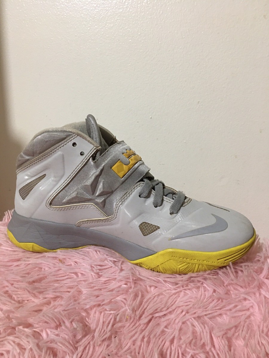 lebron soldier 7 grey