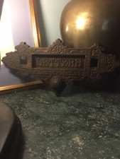 ancienne boite aux lettres, fonte XIXème anglaise, victorienne