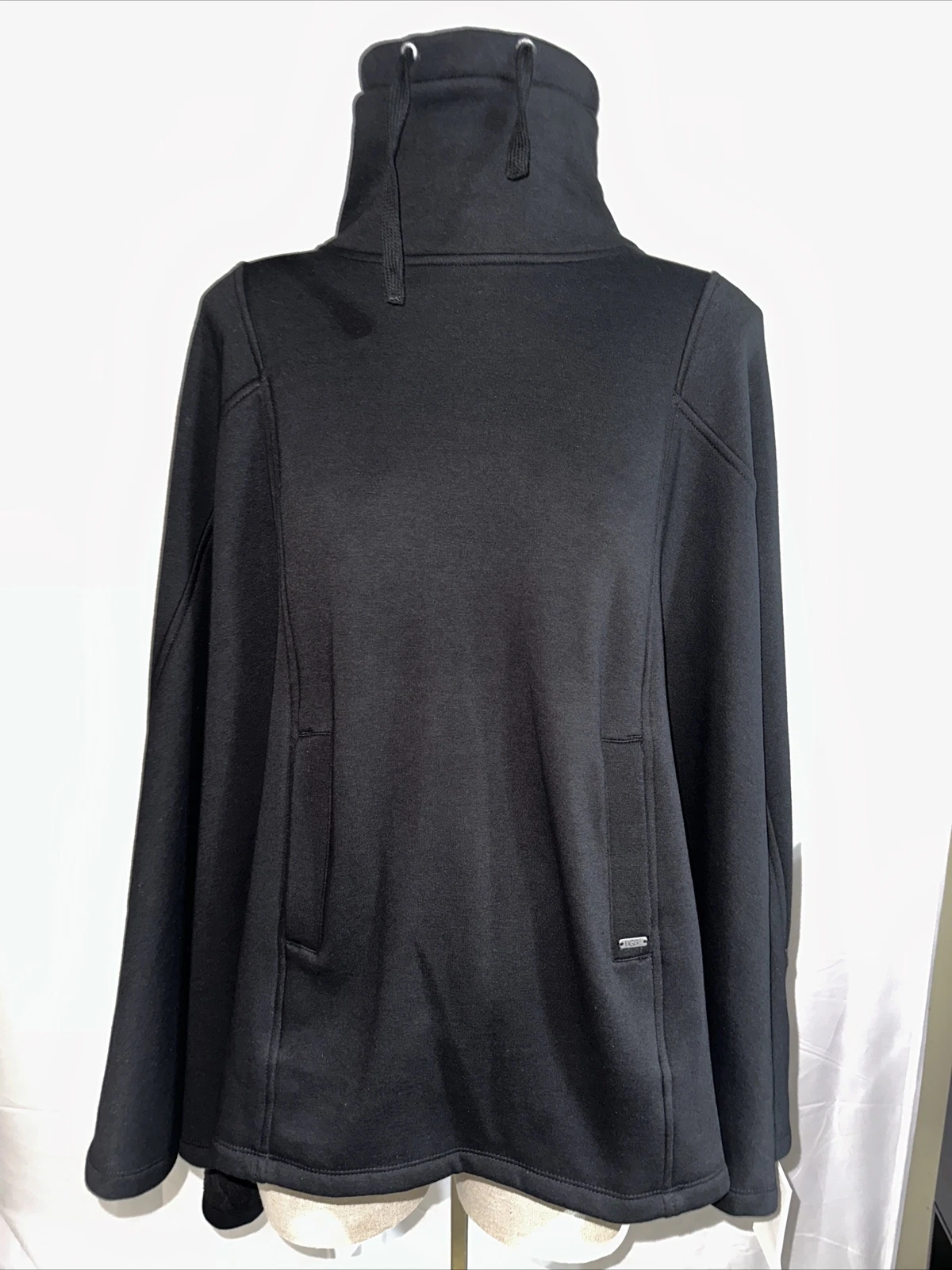 UGG Cozy Lounge Poncho Black Size XS/S New! (0877)