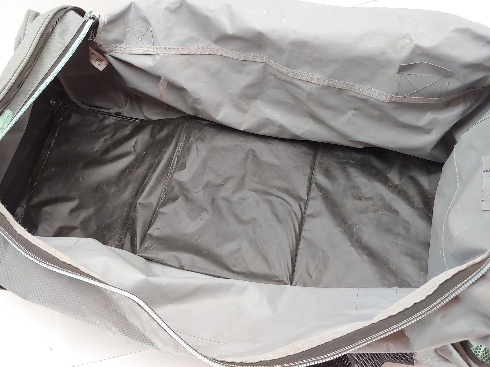 RC Racing Starter Set: Duffel Bag Hauler, Car Stands Pit Mat Tools Tape Traction