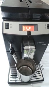 SAECO LIRIKA  TYPE SUP041 KAFFEE VOLLAUTOMAT--" kleines Gastronomie Gerät"