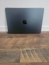 Apple MacBook m5 air 2025 screen Midnight blue deep scratch on top
