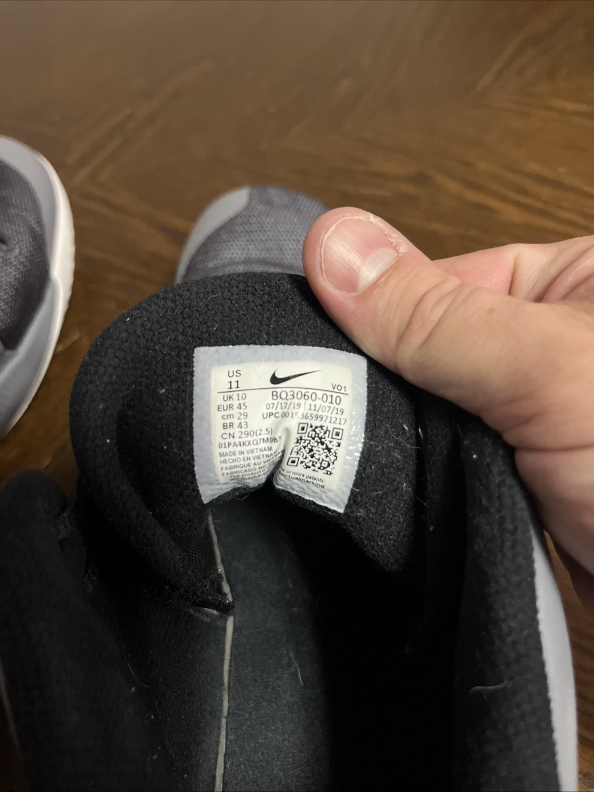 Authentic Nike Kyrie Flytrap 3 Cool Grey Basketba… - image 10