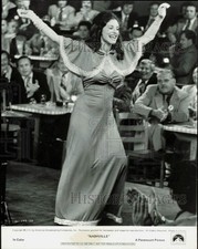 1975 Press Photo Actress Gwen Welles in "Nashville" Movie Scene - lrq08765 1975 Press Photo Actress Gwen Welles in "Nashville" Movie Scene - lrq08765