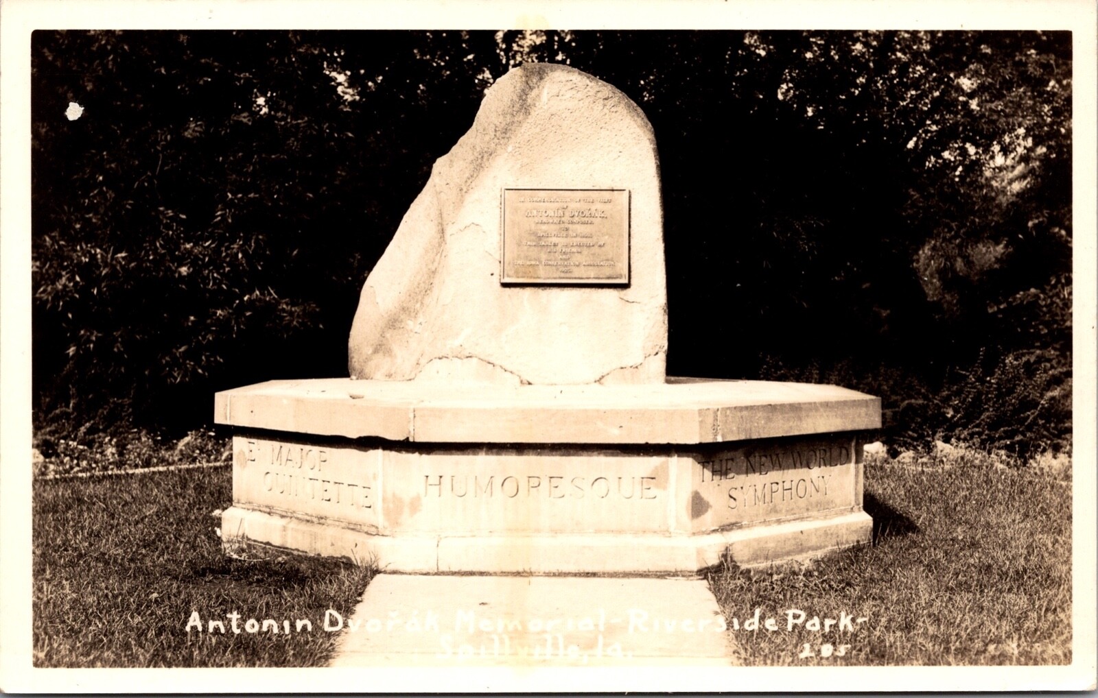 RP Postcard Antonin Dvorak Memorial Riverside Park in Spillville, Iowa