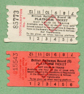 2 BRB (S) AA machine issued platform tickets from SOUTHAMPTON (1980's style).