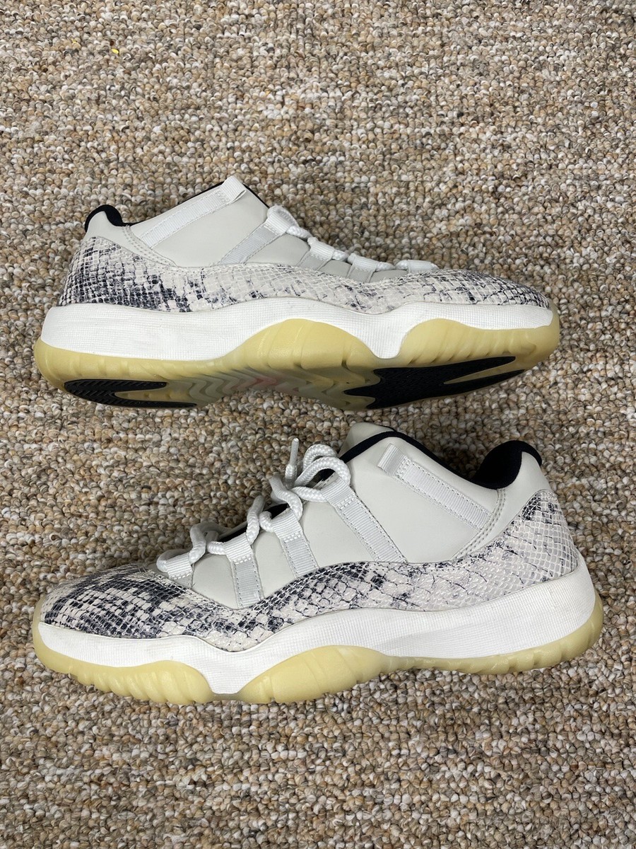 Air Jordan 11 Retro Low Light Bone Snakeskin Size 8.5 CD6846 Air Jordan 11 Retro Low Light Bone Snakeskin Size 8.5 CD6846