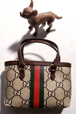 TONNER VDC LIMITED EDITION DESIGNER PUP PURSE W/BROWN CHIHUAHUA (J95)