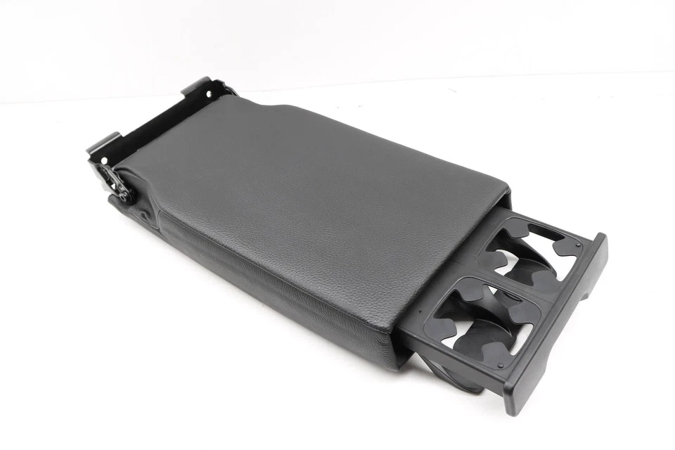 2006 BMW 330I - Apoio de braço central traseiro/suporte de copo 7246449 - Imagem 3 de 4