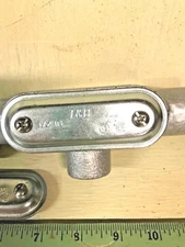 (QTY 3) T &B T17 THREADED 1/2" ELECTRICAL IRON CONDUIT BODYS BLUEKOTE, W/ COVERS