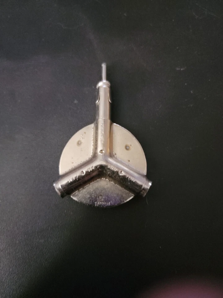 Car Automobile AM/FM FM Only Antenna Splitter  - Image 2 of 4