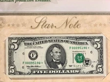 1995 $5 Federal Reserve STAR NOTES  w/BEP Original Holders  2 Consecutive Notes