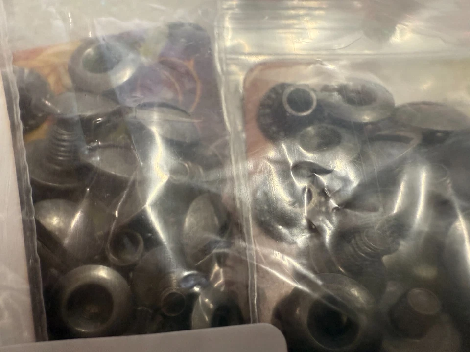 Tandy 1/8" (60) and 1/4" (70) Antique Nickel Openback Screw Post 1296-62/1296-72 - Image 3 of 4