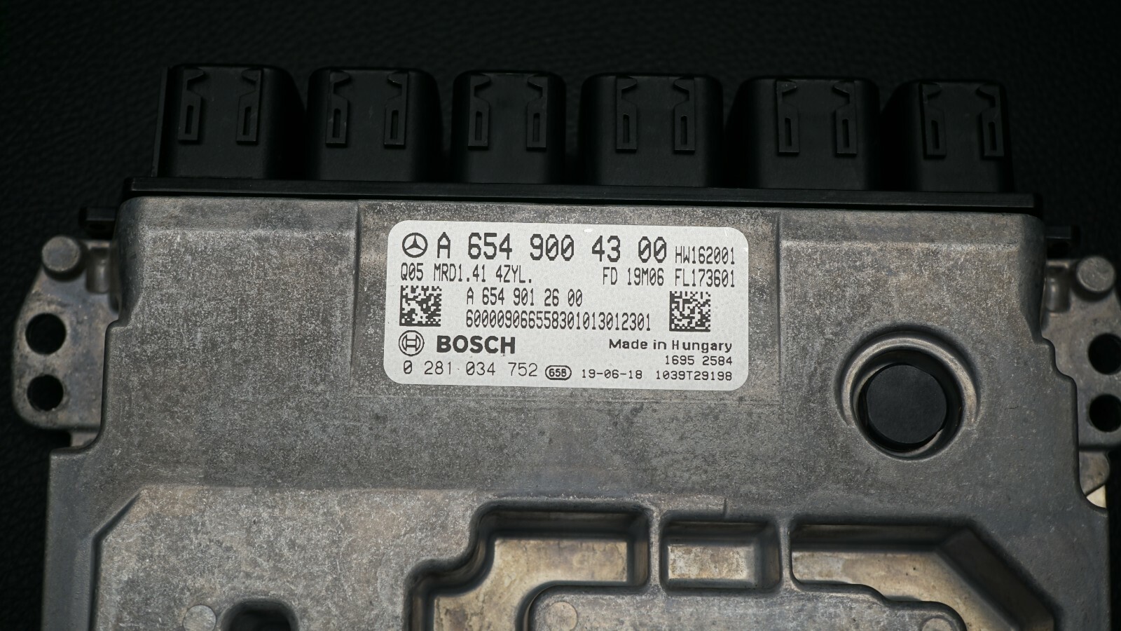 OEM MERCEDES BENZ W205 W253 X253 W213 2.0 DIESEL ENGINE ECU  