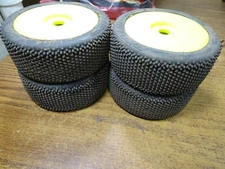 Pro-Line Tazer 9040 1.68x4.33 Tires/Wheels