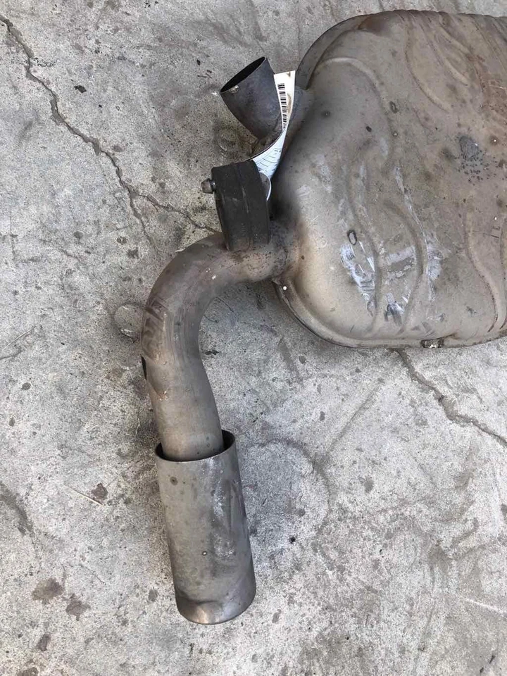 Conjunto de tubo silenciador de escape Volvo Series 50 V50 T5 2005-2007 5 cilindros OEM Foto 2 de 4