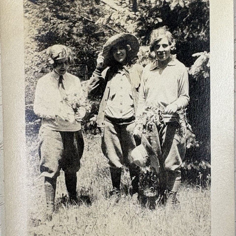 Vtg Photo Snapshot Women Hiking Left Hand Canyon Colorado Picture 1920s ...