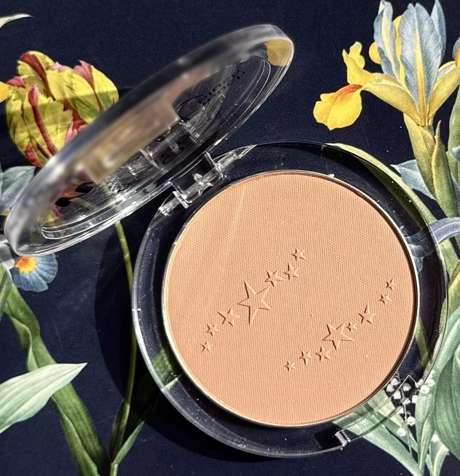 Essence Matt Touch Blush 5g 40 Blossom Me Up! - Bild 2 von 2