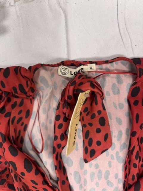 LOVE Red Black Spot Wrap Dress Size 8 – V-Neck Tulip Hem Cap Sleeve image 4