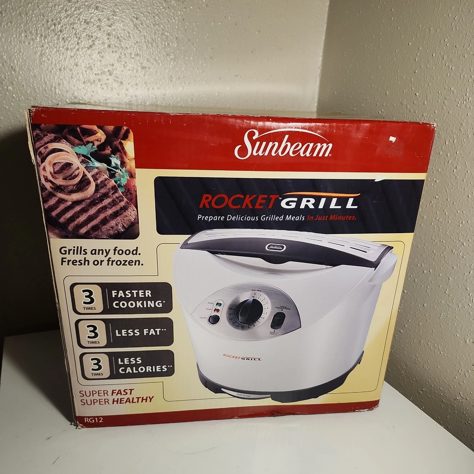 Sunbeam Rocket Grill Model RG24 “Grill Fresh Or Frozen Food In Minutes” White
