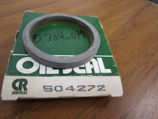 Chicago Rawhide CR 504272 Oil Seal