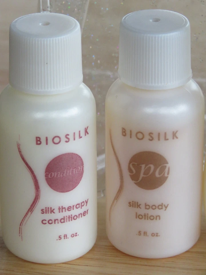 JUEGO DE REGALO DE VIAJE BIOSILK SILK THERAPY CHAMPÚ, GEL DE BAÑO, ACONDICIONADOR, LOCIÓN Foto 2 de 4