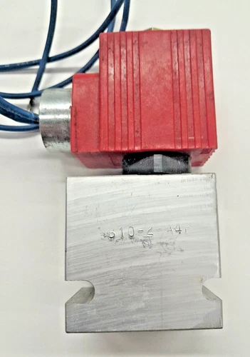 PARKER 2-Way Solenoid Valve 24v DC #851018 Coil #B10-4-A4P Valve 1/4'' NPT