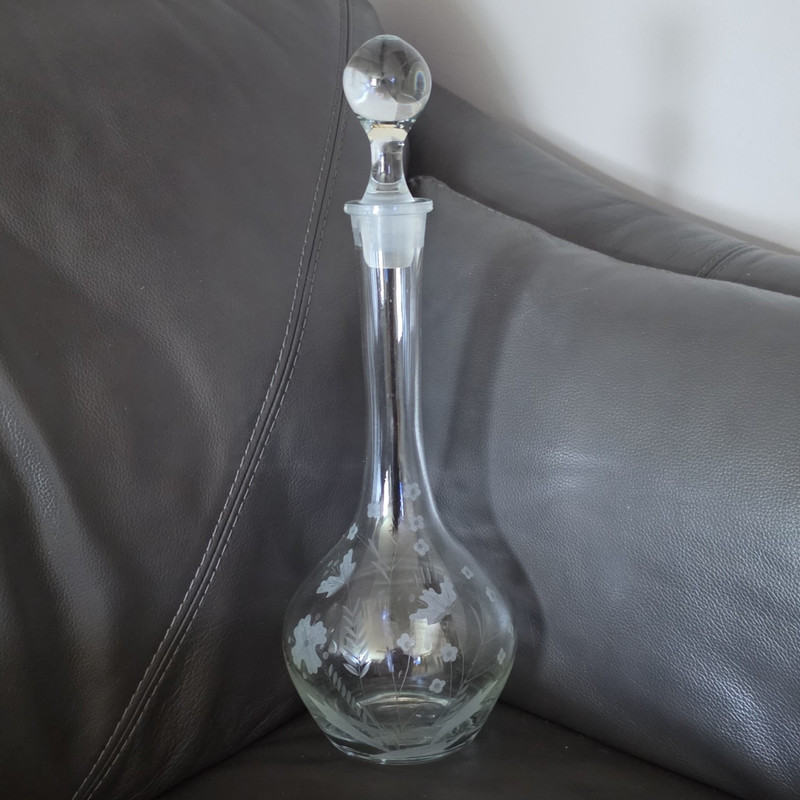 Clear Glass Decanter Bottle w/ Stopper, Etched Floral Design, 1-Piece Set