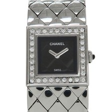 CHANEL Matelasse 19mm H0489 Women's Watch From Japan G0112