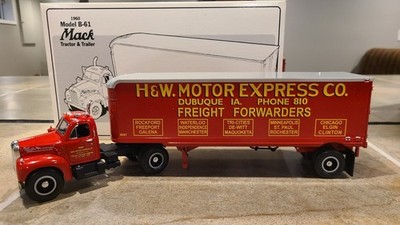 FIRST GEAR 1960 Diecast Model B-61 Mack Tractor/Trailer 1 34 Scale MIB