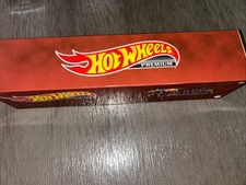 hot wheels premium Mountain Drifters Container Set