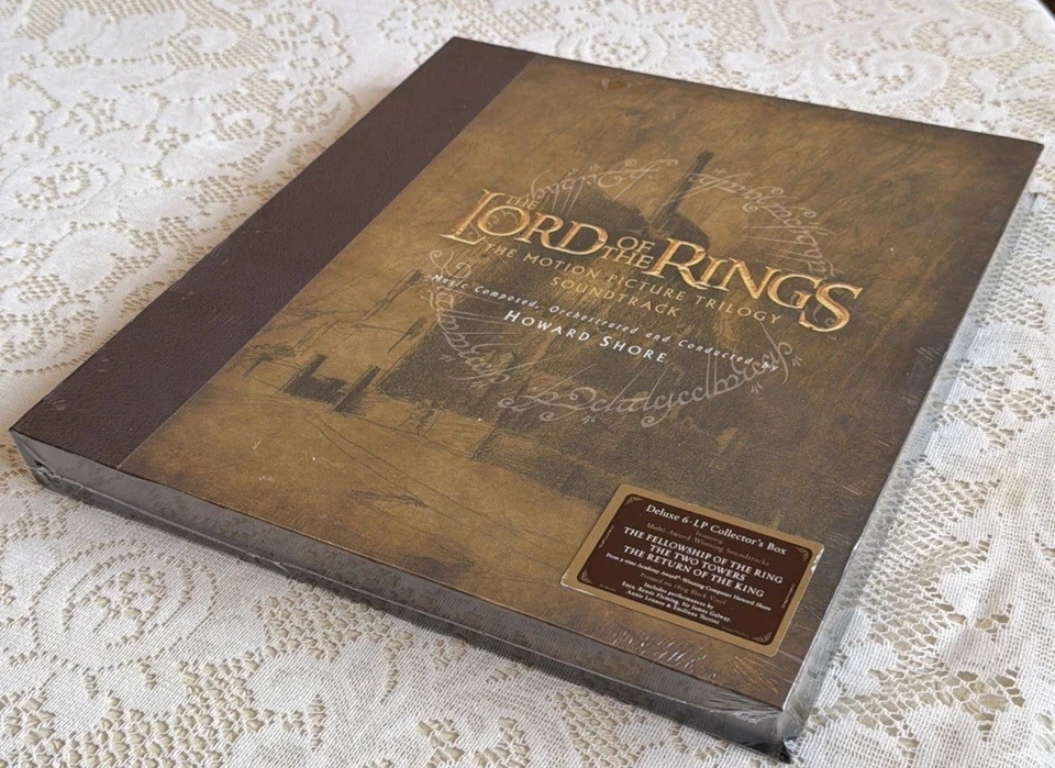 *New* THE LORD OF THE RINGS  - Trilogy Soundtrack Vinyl 6LP Box Set *IN HAND* - Image 2 of 4