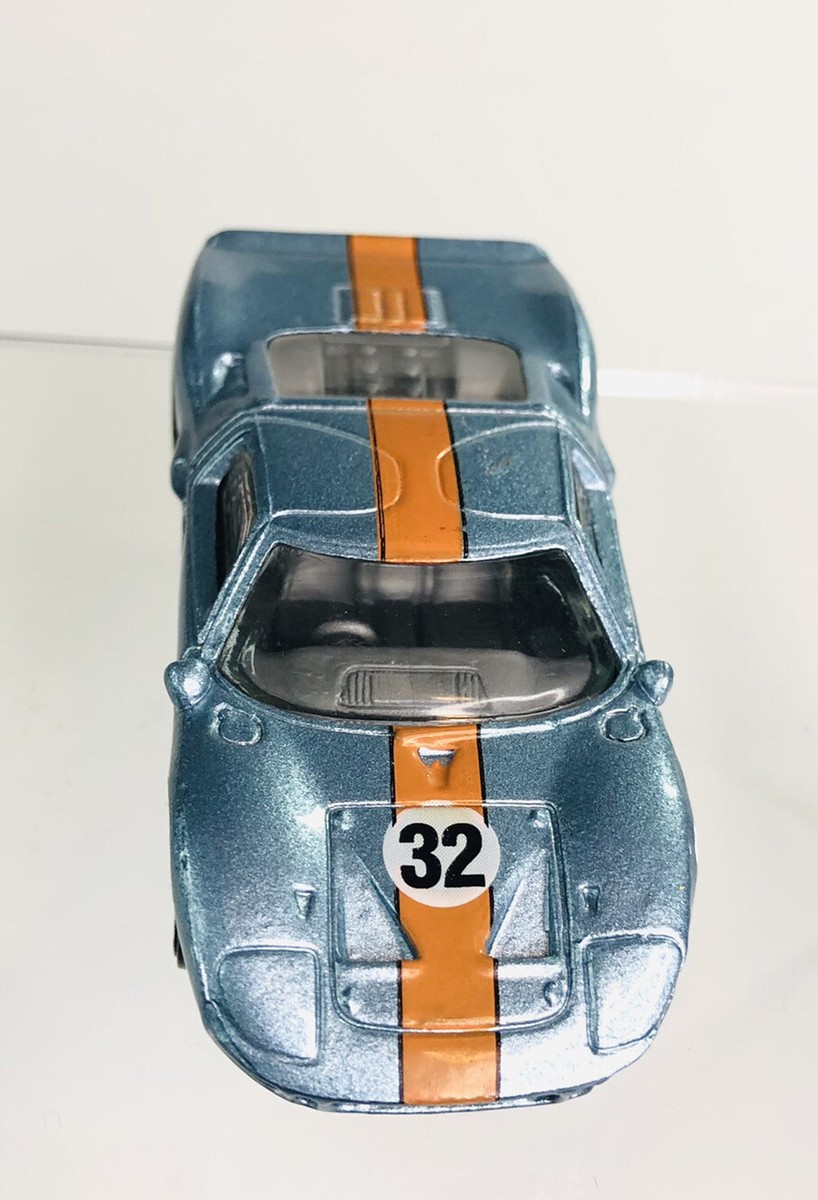 1999 Hot Wheels Ford GT-40 Blue #32 Mattel Diecast Toy Racing Car