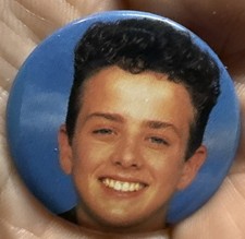 Vintage Joey McIntyre Pin Magnet 1989 New Kids On The Block LICENSED RARE