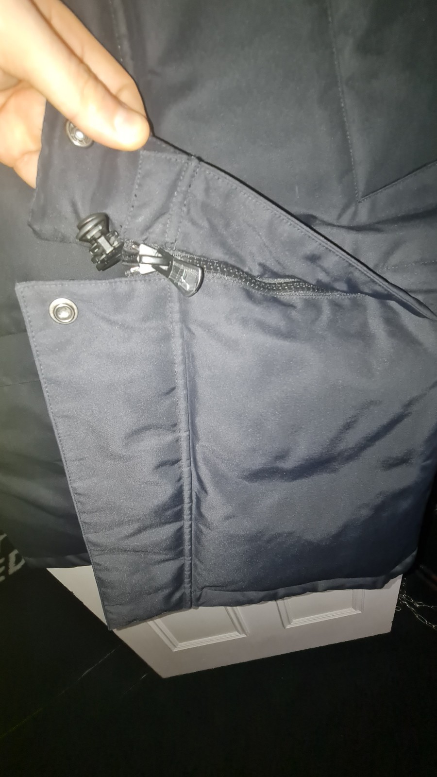 Burberry Adjustable Puffer Jacket, Size M, Blue-Black, Brand New, RRP £1590 image 5