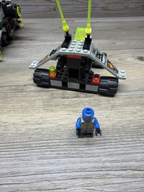 Vintage Lego UFO Sets 6915, 6900, 6975, 6836, 6915 INCOMPLETE SETS READ !!!