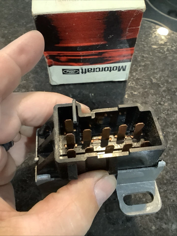 Nos 1977-1979 Ford Ltd Ranchero Ignition Switch D7OZ-11572-A - Image 3 of 4