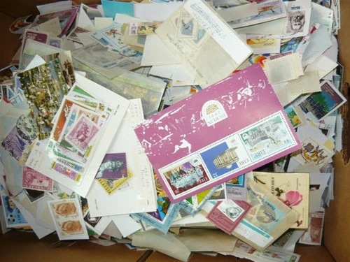 Worldwide Stamp Collection Used & Mint  50  Different Stamps per lot & Free Gift