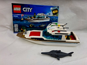 Lego 60221 | eBay
